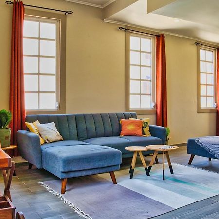 City Views Spacious Mezzanine Apartments ウィレムスタッド エクステリア 写真