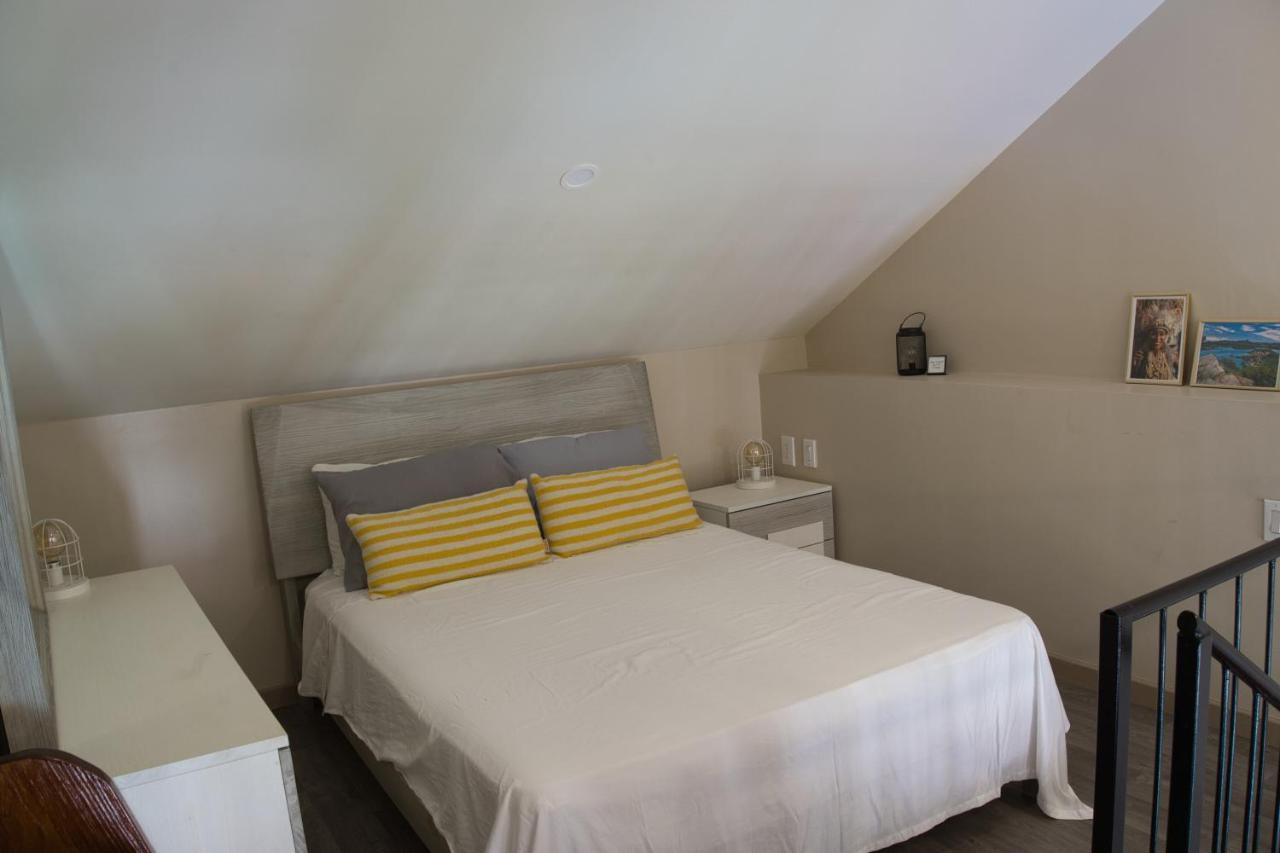 City Views Spacious Mezzanine Apartments ウィレムスタッド エクステリア 写真