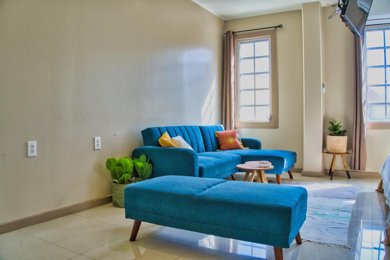 City Views Spacious Mezzanine Apartments ウィレムスタッド エクステリア 写真